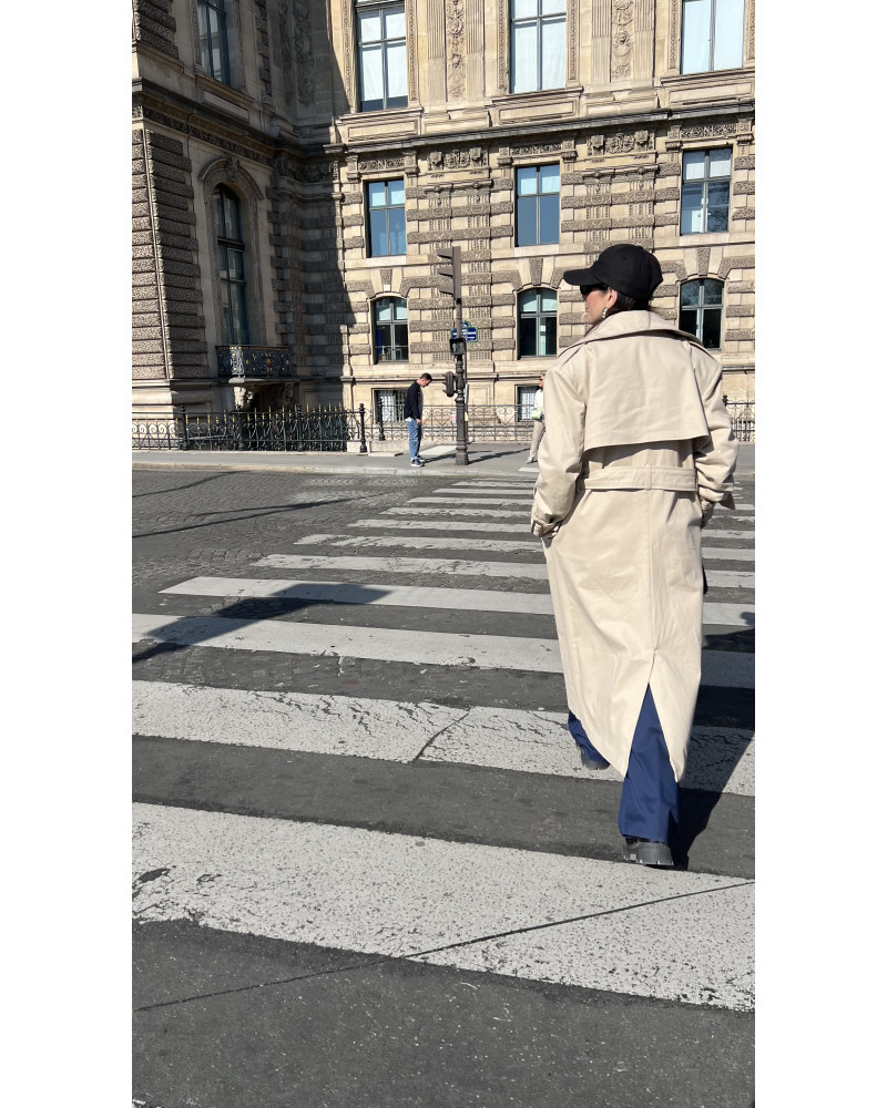 Barbara beige trenchcoat 