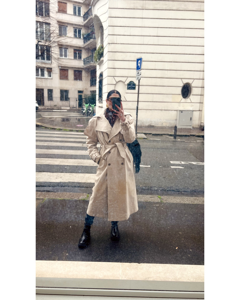 Barbara beige trenchcoat 