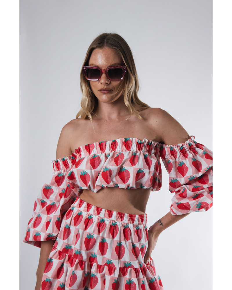 Strawberry top 