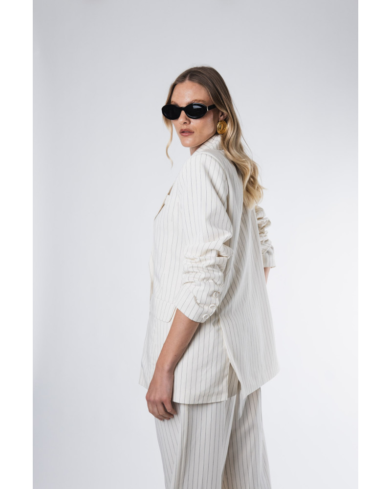 Bianca ecru blazer 