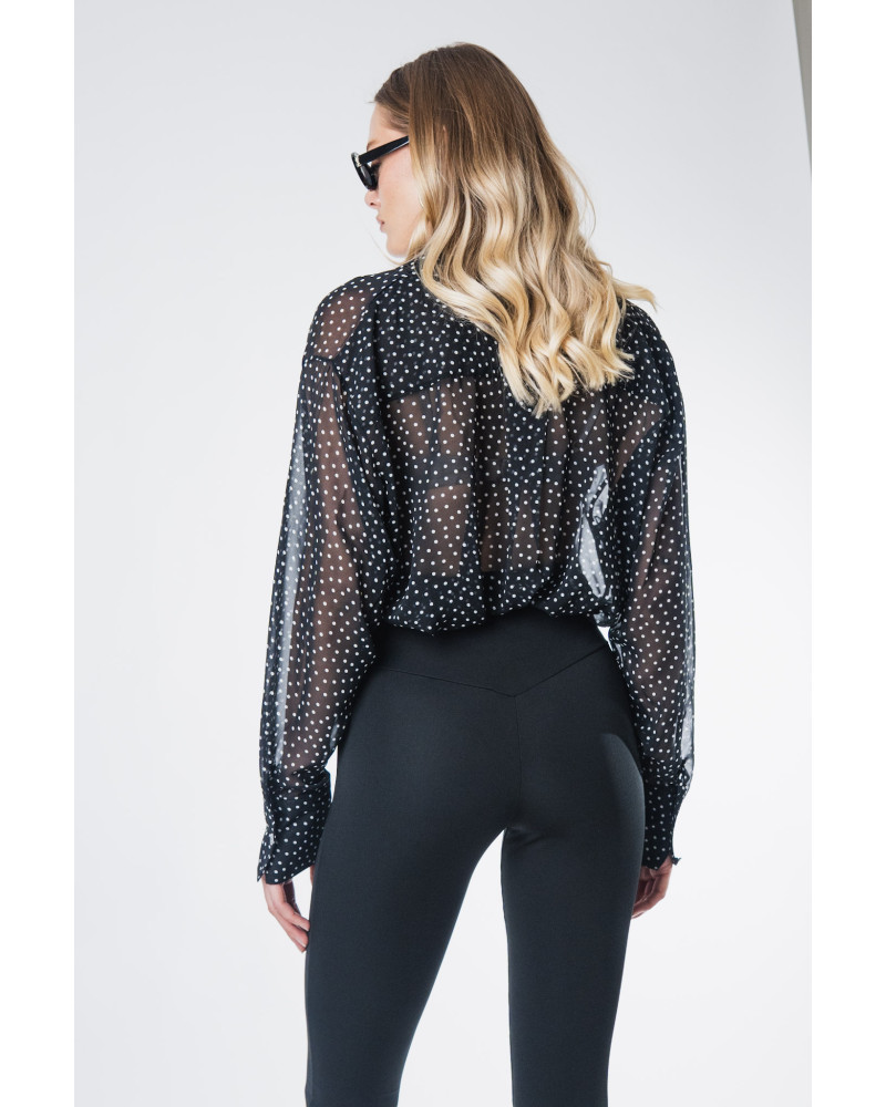 Betty black shirt 