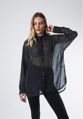 Betty black shirt 